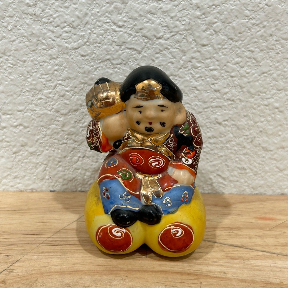 Vintage Diakoku Moriage Satsuma Immortal 3.5 Inches Ceramic Hand Painted Japan